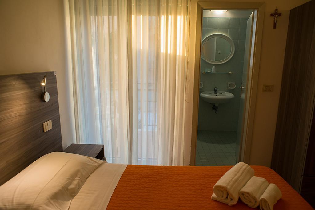 Hotel Madison Gabicce Mare Zewnętrze zdjęcie