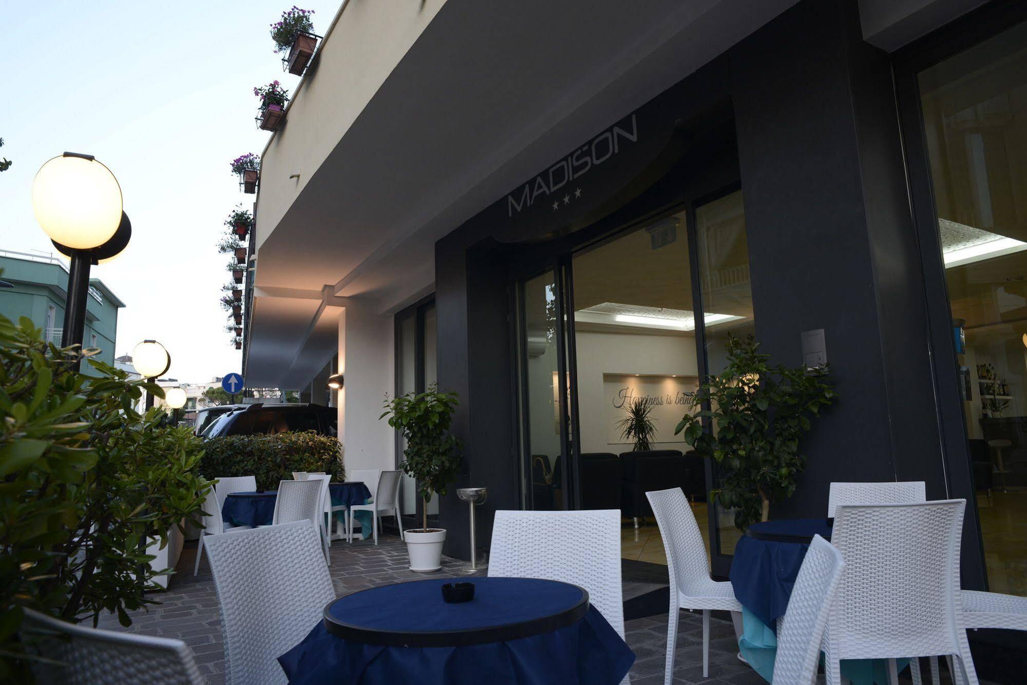 Hotel Madison Gabicce Mare Zewnętrze zdjęcie